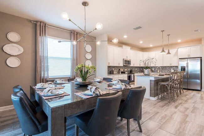 Photo - 4821 Kings Castle Cir Unit ID1280831P