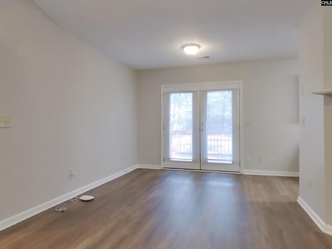 Photo - 14 Iron Spot Cir