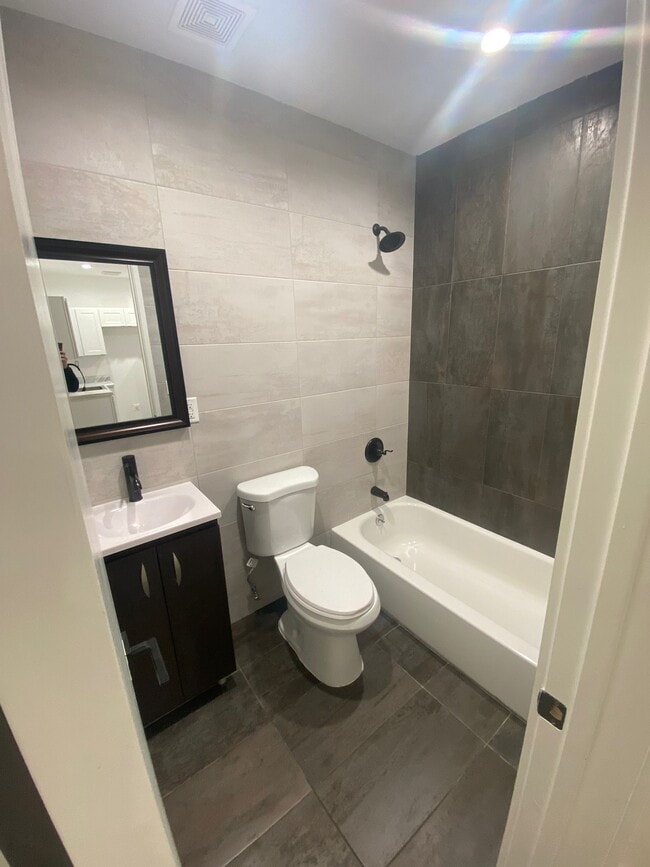 Photo - 796 McDonald Ave Unit 3