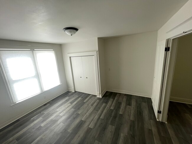 Photo - 1606 Grove St