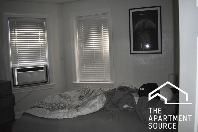 Photo - 3839 N Greenview Ave Unit 1W