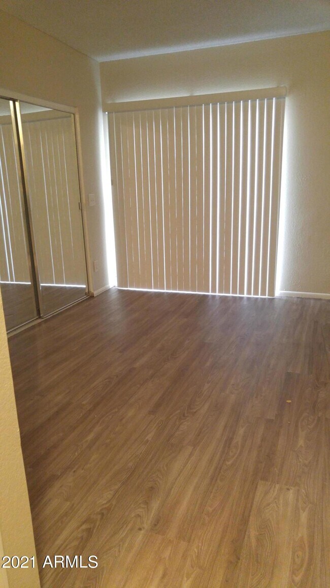 Photo - 2808 E Le Marche Ave Unit Apt 103