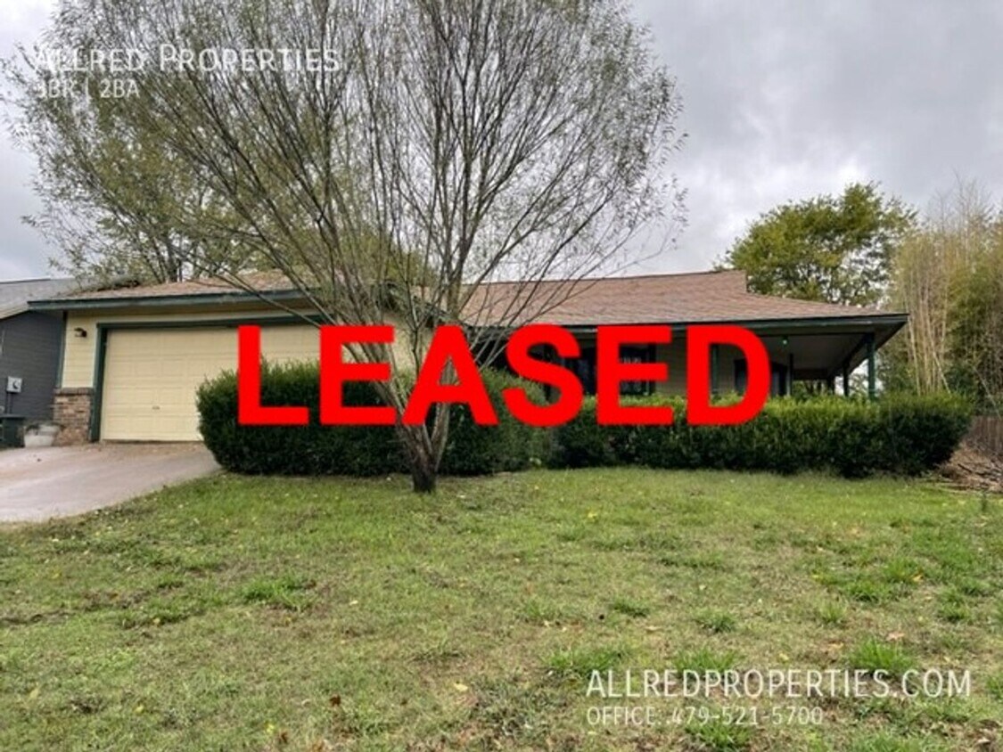 Located off Wedinton Dr! 3 Bedroom 2 Bathr... - Located off Wedinton Dr! 3 Bedroom 2 Bathr...