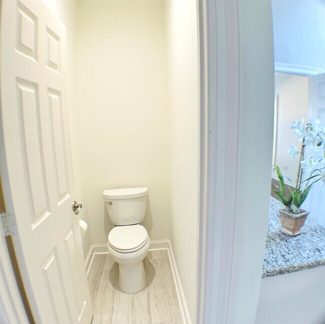 Photo - 913 Birdsall St