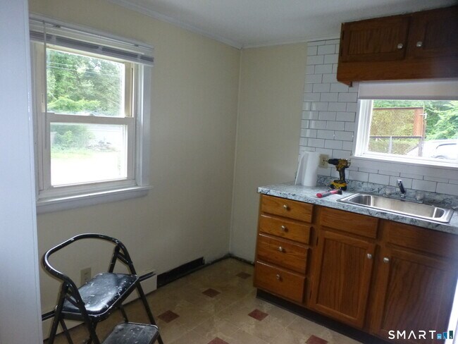 Photo - 2 Nelson Dr Unit 2