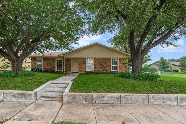Photo - 5801 Redwood Ln