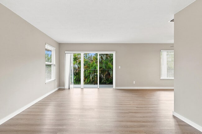 Photo - 1180 Carlton Ct Unidad 206A