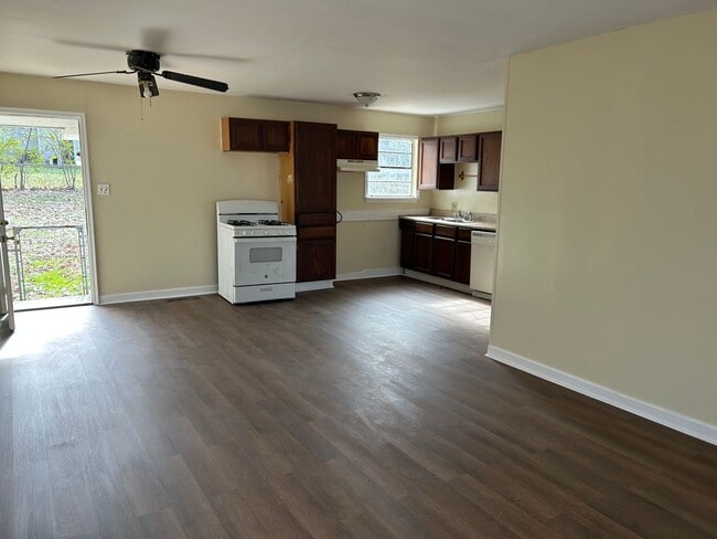 Photo - Central air and Heat