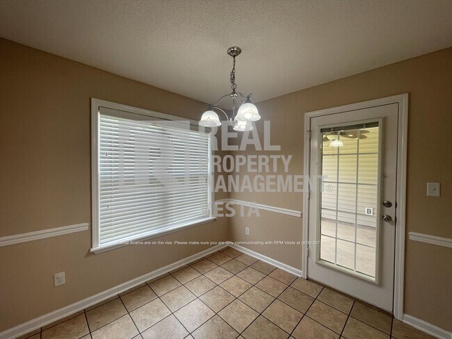 Photo - 316 Wynfield Ln