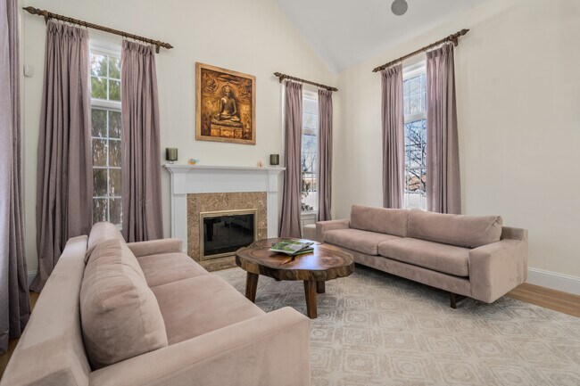 Photo - 15 Jenna Cir