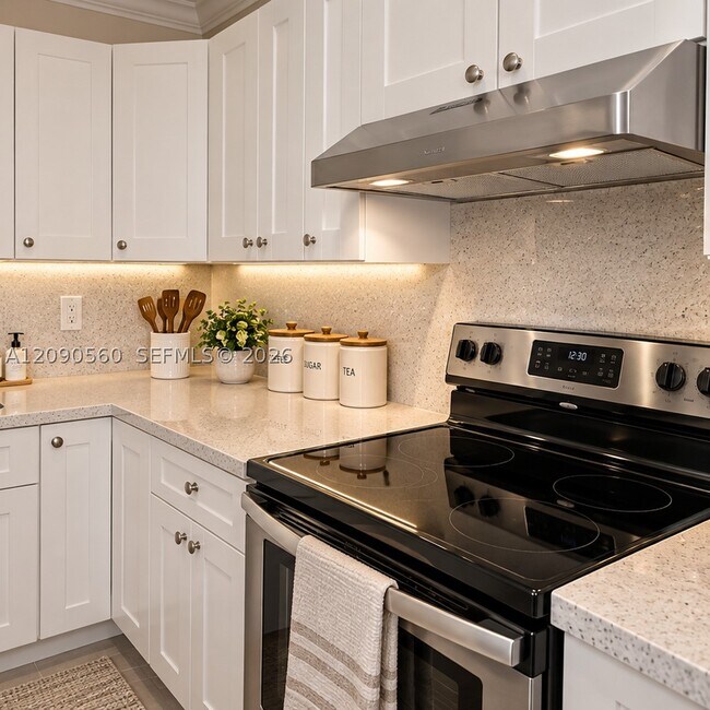 Photo - 1815 W 56th St Unit 104