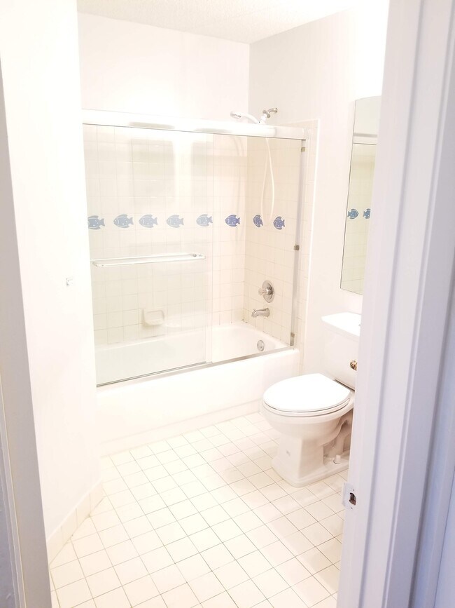 Photo - 721 Lyons Rd Unidad 15207