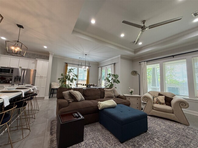 Photo - 4509 Rosemont St