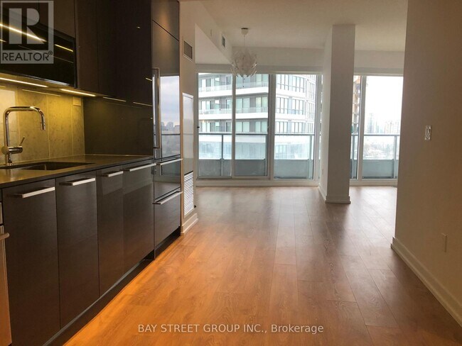 Photo - 117 McMahon Dr Unit 1808