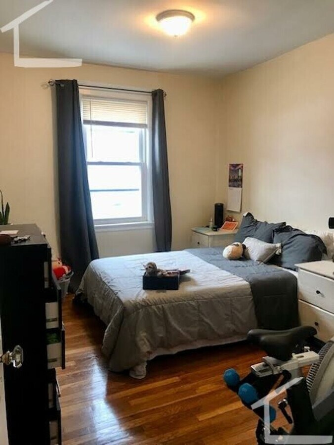 Photo - 22 Chiswick Rd