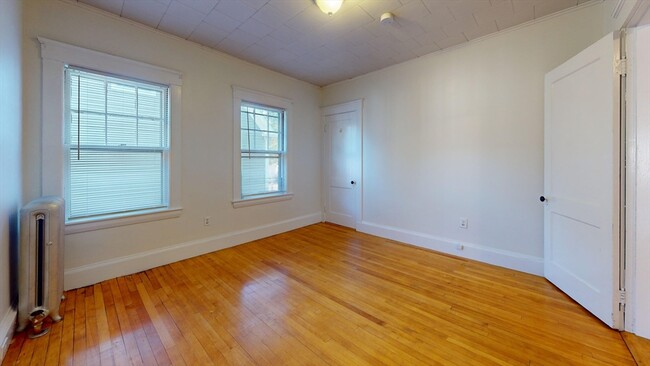 Photo - 14 Park St Unit 1