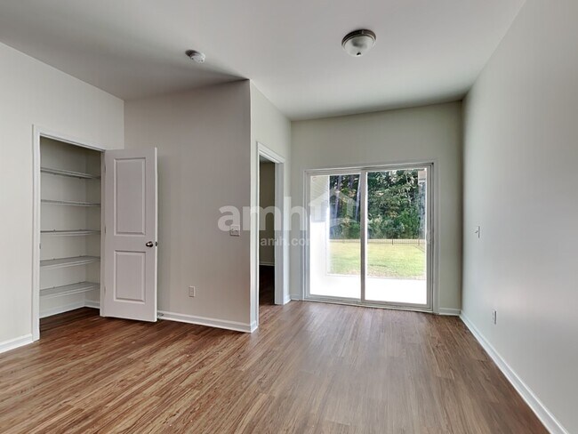 Photo - 120 Orion Way