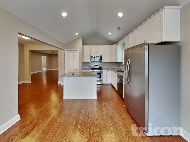 1021 Laurelwood Dr