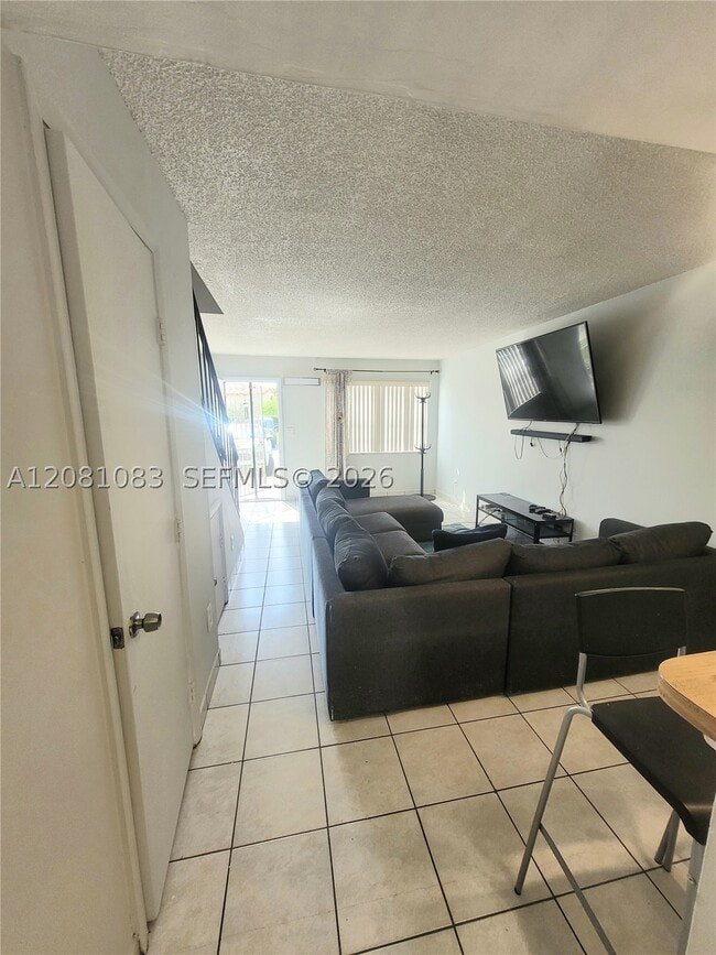Photo - 3973 W 9th Ln
