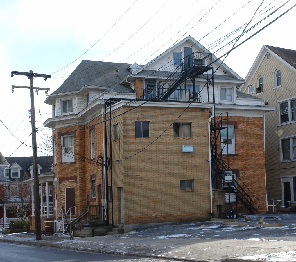 Photo - 501 W College Ave