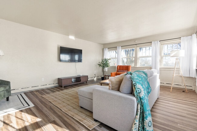 Photo - 1208 Ellis Blvd NW Unit 3