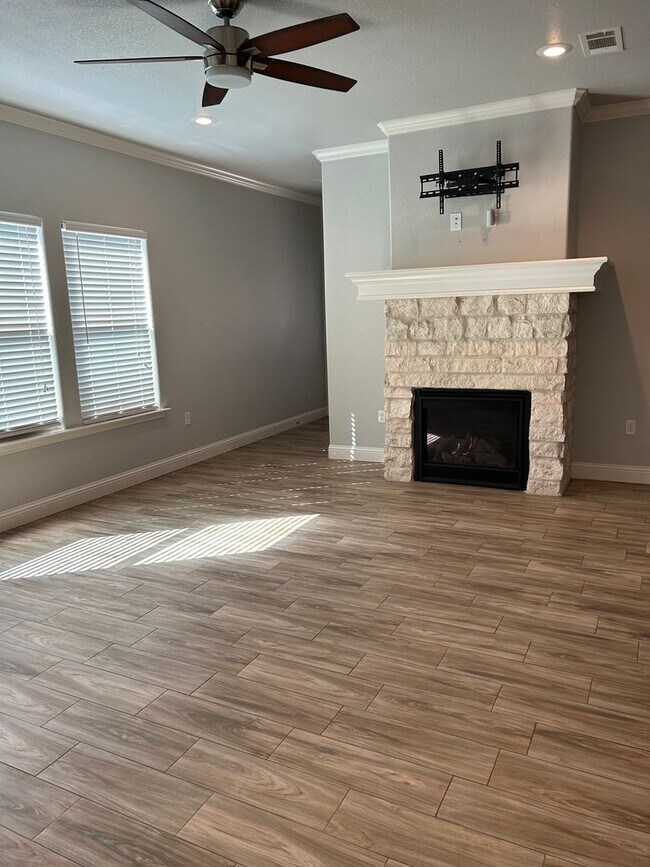 Photo - Beautiful Townhome