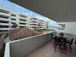 Photo - 330 SE 20th Ave Unit 306