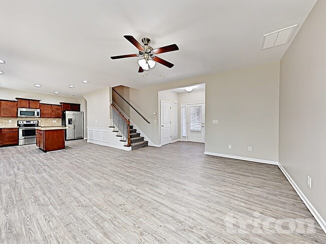Photo - 7513 Nathaniel Woods Blvd