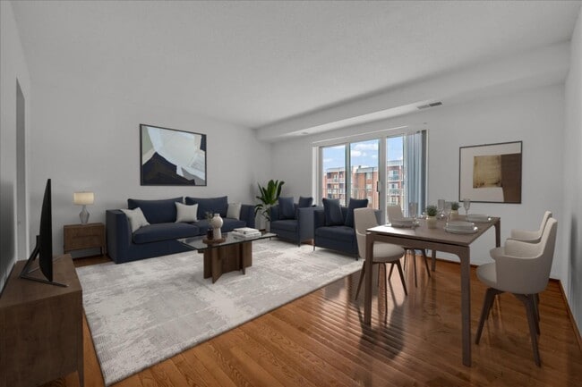 Building Photo - 411 S Old Woodward Ave Unit 901 Rental