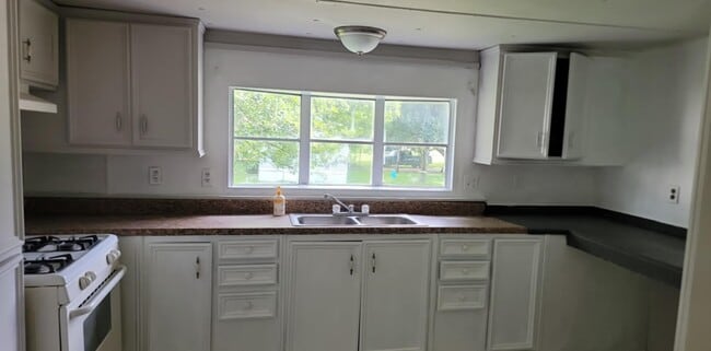 Photo - 4320 McLean Rd
