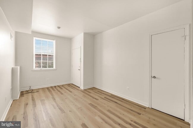 Photo - 1102 K St SE