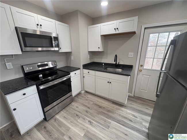 Photo - 513 Spruce St