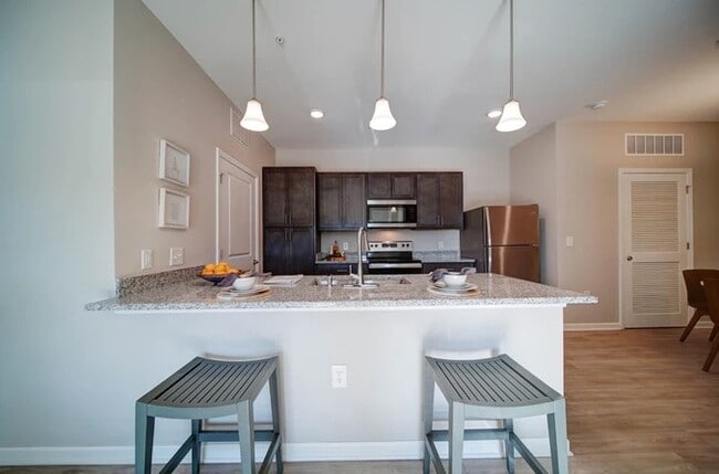 Bar - Serenity@65th Apts..Where Coastal Living A...