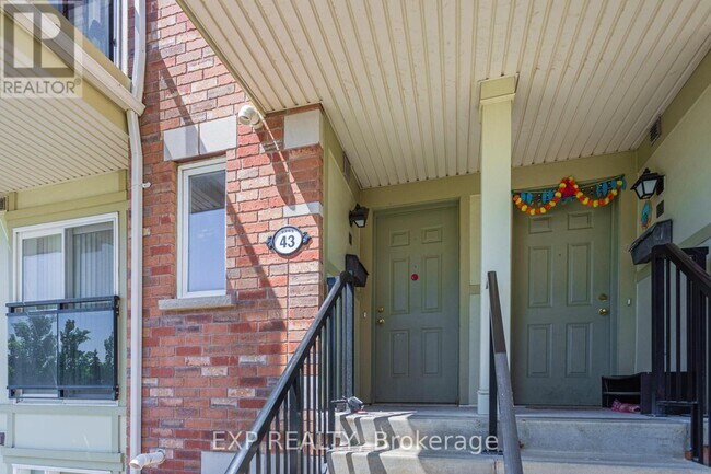 Photo - 2265 Bur Oak Ave