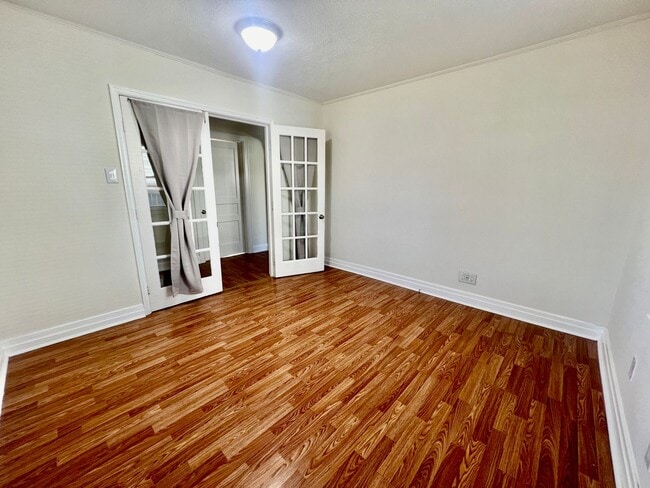 Photo - Move-In Ready 3-Bedroom Home with Modern Kitchen & Private Outdoor Oasis