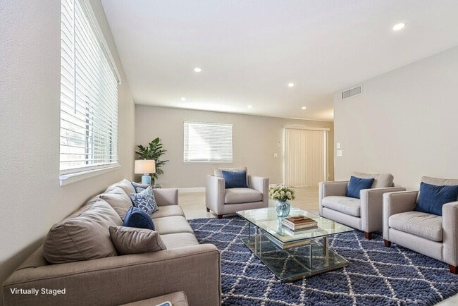 Photo - 7517 Maiden Run Ave