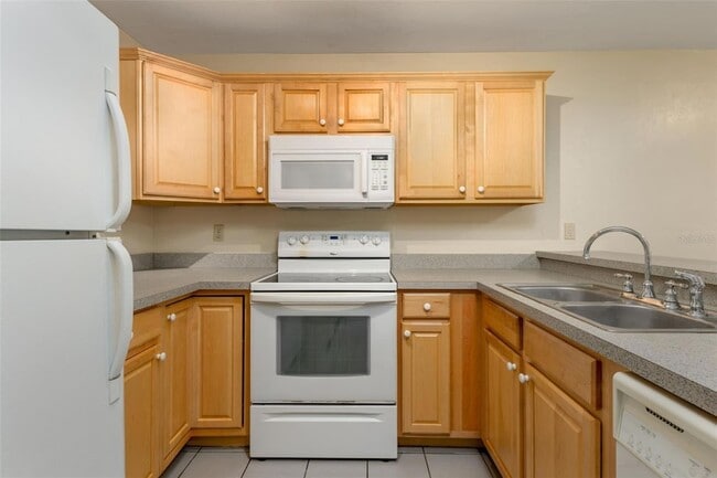 77 SE 16th Ave Unit B201