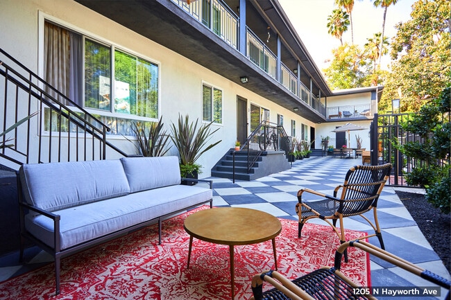 Outdoor Lounge