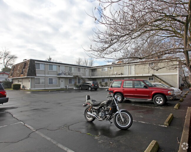 Primary Photo - El Caprice