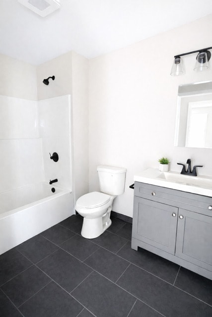 Photo - 18 Luzerne Rd