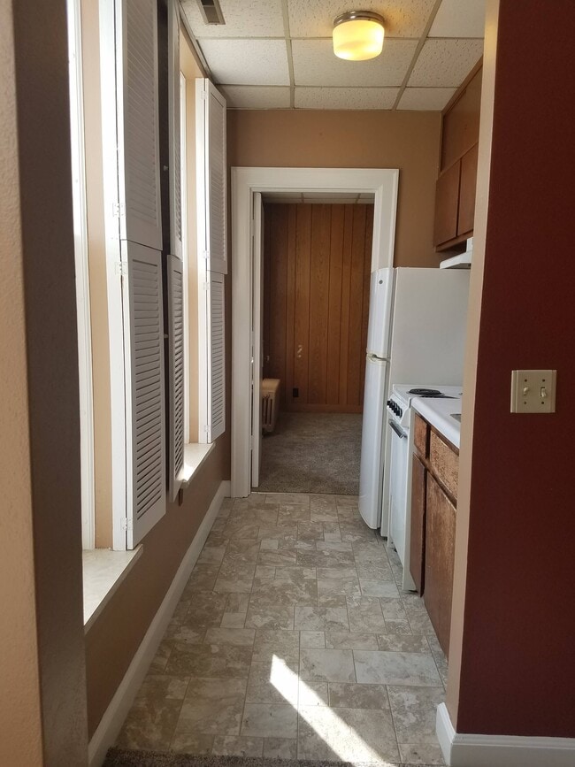 Photo - Charles Apartments