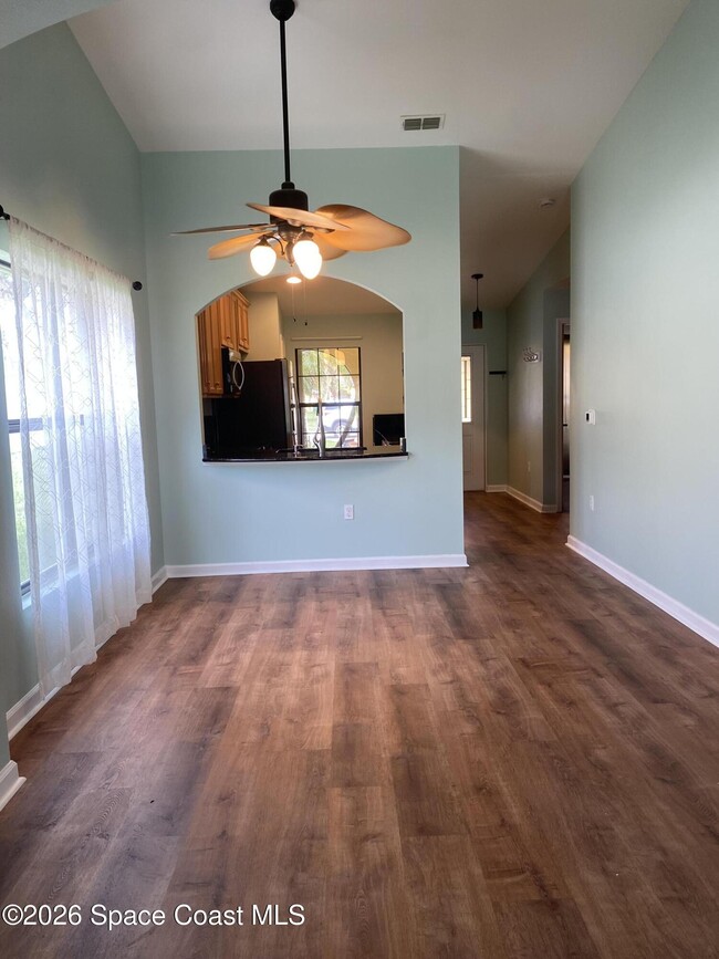 Photo - 4530 Radiant Way