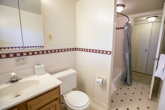 Photo - Briarcliff Apartments: Spacious Luxury Living in Central Baltimore County