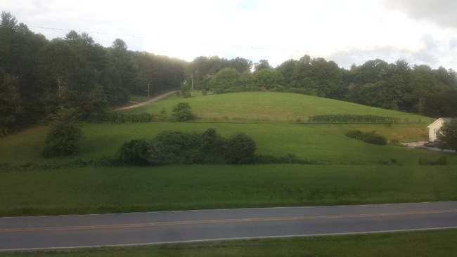 Photo - 241 Hookers Gap Rd