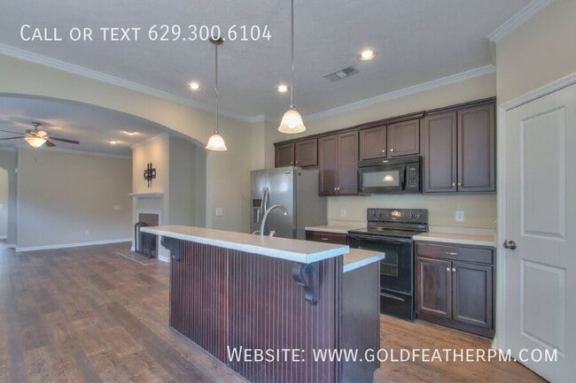 Photo - 126 Trenton Ln