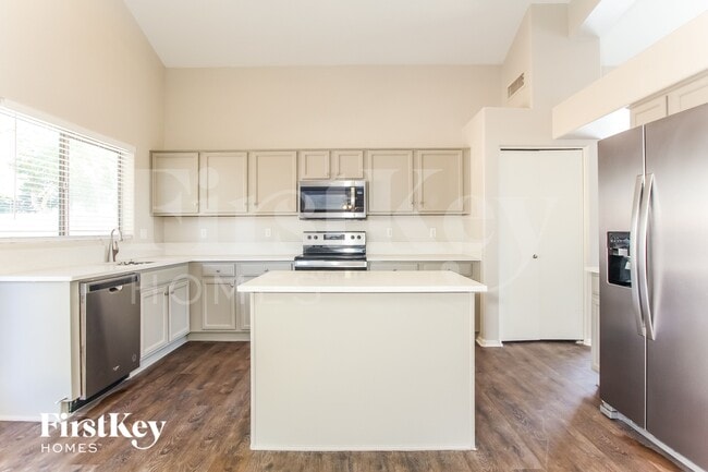 Photo - 12694 W Flower St