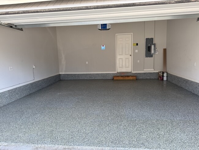 Photo - 6630 Springfield Wy.