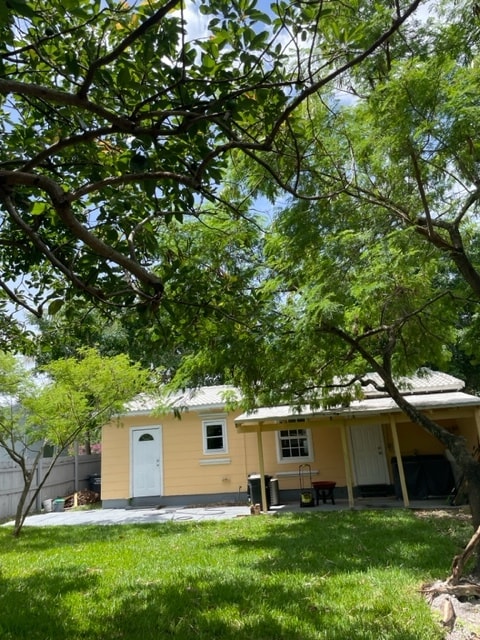 Photo - 2435 Grant St