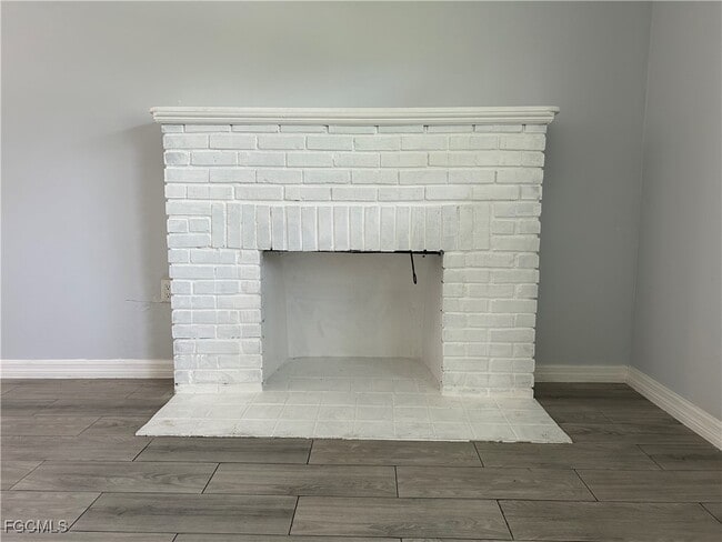 Photo - 4465 Birmingham St