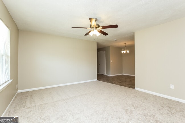 Photo - 5848 Ronnie Dr